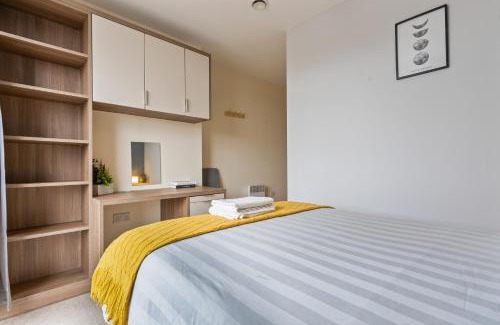 Telford Apartment | 247 Serviced Accommodation in Telford 2 BR Apartment