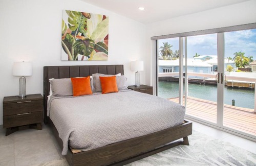 Jolly Harbour House | 247B Waterfront Villa on South Finger, Jolly Harbo