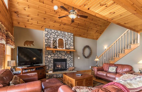 Deep Gap Cabin | 248 m² Cabin ∙ 3 bedrooms ∙ 10 guests