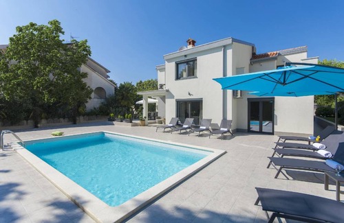Spadici House | 248 m² House ∙ 4 bedrooms ∙ 9 guests