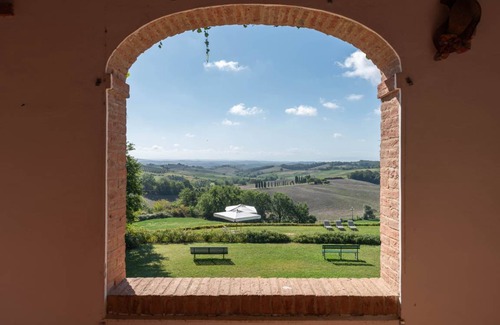 Siena Villa | 2480 m² Villa ∙ 6 bedrooms ∙ 12 guests