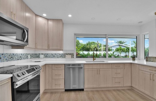 Cypress Point House | 2495 Managed By Brampton Park