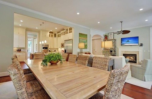 West Beach House | 24B Eugenia Avenue Home