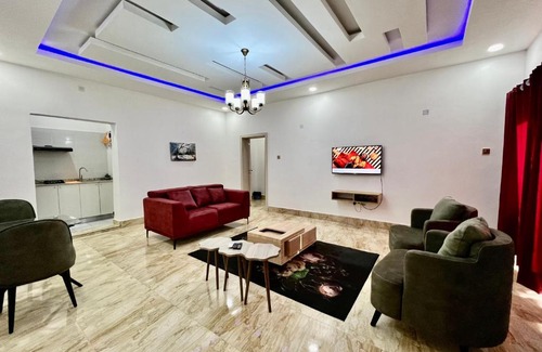 Utako Apartment | 24Hrs LIGHT & AC, WIFI & KITCHEN put FURNISHED APARTMENTS on Google & TALK TO US -BQ 25K, 1BEDRM FLAT 40k, 50k, 60k, 70k PENTHOUSE 50k, 60k 2BEDRM FLATS 90k, 100k 3BEDRM FLAT 90k,150k Per nit
