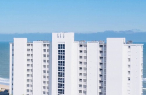 Ormond-by-the-Sea Condo | 25% DISCOUNT IF RENT OVER 28 DAYS! FLASH SALE AUG SEPT RATES REDUCED!