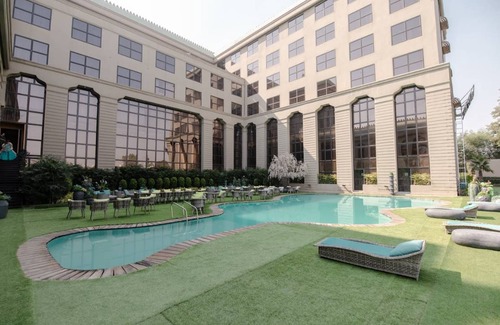 Jabalpur Hotel | 25 m² Hotel ∙ 4 guests
