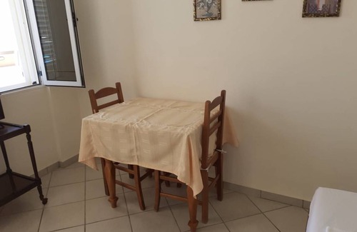 Qeparo House | 25 m² House ∙ 1 bedroom ∙ 3 guests