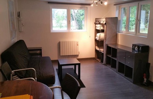 Saint-Ay Apartment | 25 m² Studio flat ∙ 1 bedroom ∙ 2 guests