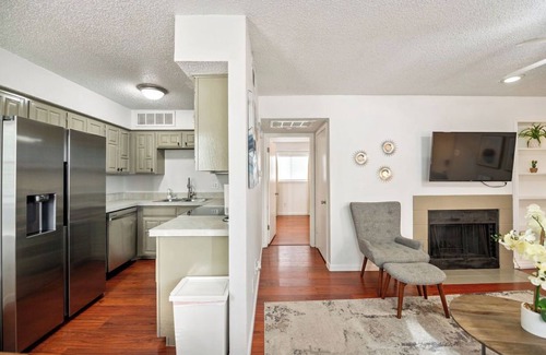 Irving Apartment | 25% OFF Cozy 1BD Condo, Pool, DFW HWY - DFW South Irving