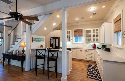 Seagrove Beach House | 25% SALE Thru FALL~Tupelo Honey~Pet Friendly~Heated Pool~Walk to Beach~Bch Gear!