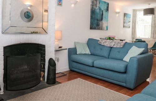 New Forest District Cottage | 25 WATERLOO ROAD, pet friendly, with open fire in Lymington