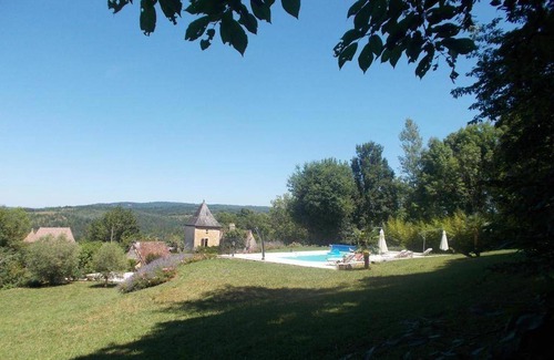 Saint-Julien-de-Lampon House | 250 m² House ∙ 4 bedrooms ∙ 10 guests