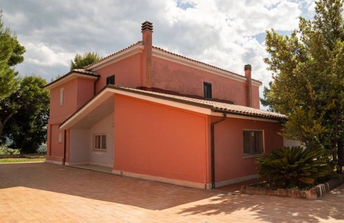Citta Sant'Angelo Other | 250 m² Accommodation ∙ 4 bedrooms ∙ 8 guests