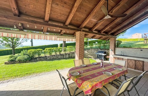 San Desiderio Other | 250 m² Accommodation ∙ 3 bedrooms ∙ 6 guests