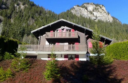 Chatel Other | 250 m² Accommodation ∙ 5 bedrooms ∙ 9 guests