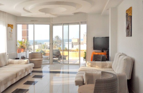 Mahdia Apartment | 250 m² Apartment ∙ 4 bedrooms ∙ 6 guests