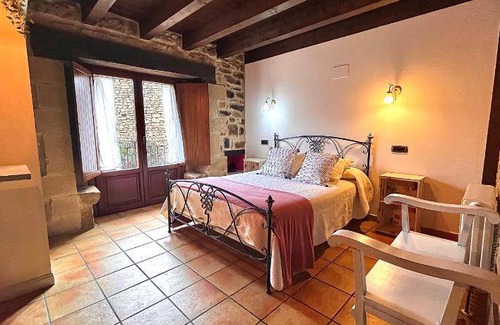 Leza Bed & Breakfast | 250 m² Bed and breakfast ∙ 5 bedrooms ∙ 12 guests