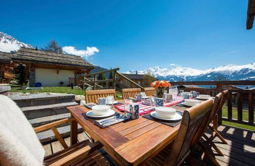 Verbier Ski Chalet | 250 m² Chalet ∙ 4 bedrooms ∙ 8 guests
