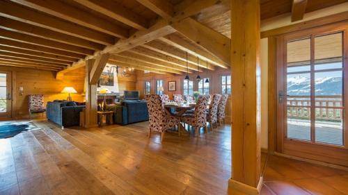 Verbier Ski Chalet | 250 m² Chalet ∙ 4 bedrooms ∙ 8 guests