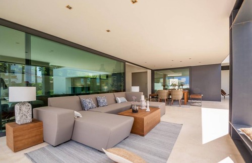 Cabo Roche House | 250 m² House ∙ 5 bedrooms ∙ 10 guests