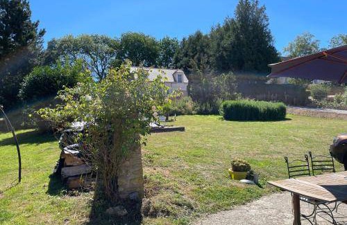 Saint-Clair-sur-Epte House | 250 m² House ∙ 5 bedrooms ∙ 11 guests