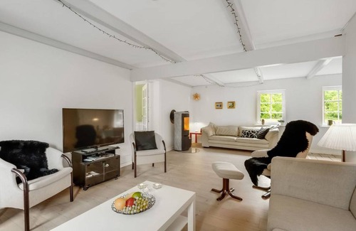 Vemb House | 250 m² House ∙ 1 bedroom ∙ 14 guests