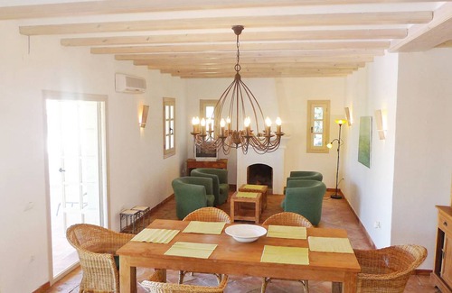 Adsubia House | 250 m² House ∙ 3 bedrooms ∙ 6 guests