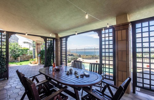 Brucoli House | 250 m² House ∙ 4 bedrooms ∙ 10 guests