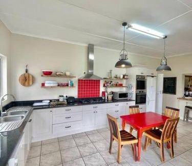Port Beaufort House | 250 m² House ∙ 4 bedrooms ∙ 10 guests