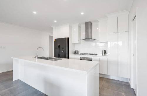 Trinity Beach House | 250 m² House ∙ 4 bedrooms ∙ 8 guests