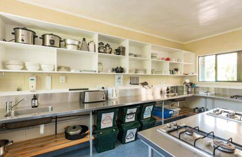 Paihia Cabin | 250 m² Lodge ∙ 14 bedrooms ∙ 38 guests