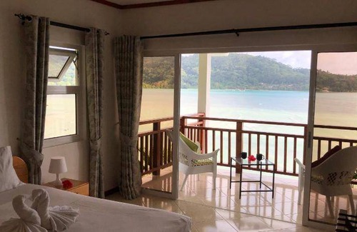 Anse La Mouche Cabin | 250 m² Lodge ∙ 2 bedrooms ∙ 5 guests