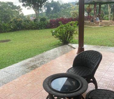Cisarua Resort | 250 m² Resort ∙ 5 bedrooms ∙ 25 guests