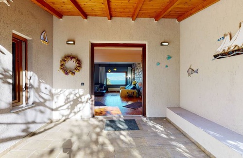 Selianitika Villa | 250 m² Villa ∙ 3 bedrooms ∙ 10 guests