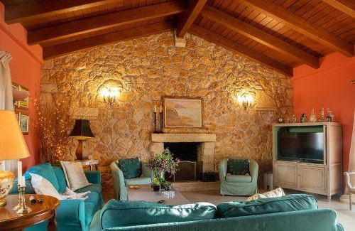 Marathon Villa | 250 m² Villa ∙ 3 bedrooms ∙ 8 guests