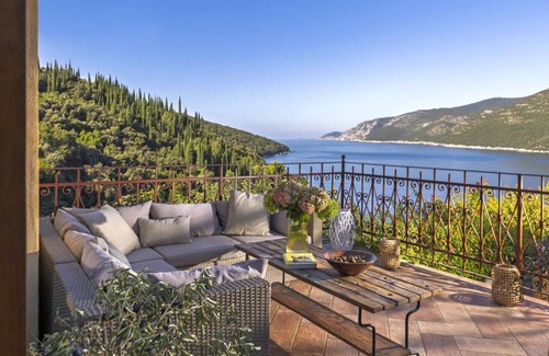 Molunat Villa | 250 m² Villa ∙ 4 bedrooms ∙ 8 guests