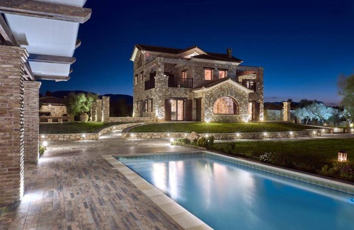 Kalpaki Villa | 250 m² Villa ∙ 5 bedrooms ∙ 10 guests
