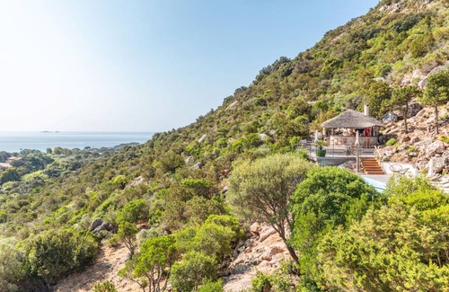 Porto-Vecchio Villa | 250 m² Villa ∙ 5 bedrooms ∙ 10 guests