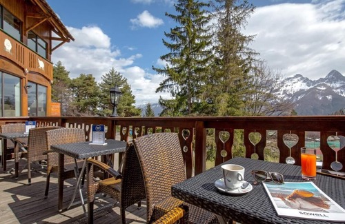 Pra Loup Apartment | 250m from resort center, balcony, parking, tv, ski locker, 25m², Pra Loup
