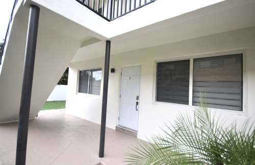 Flagami Apartment | 251 Airport/Top House Apartment 2
