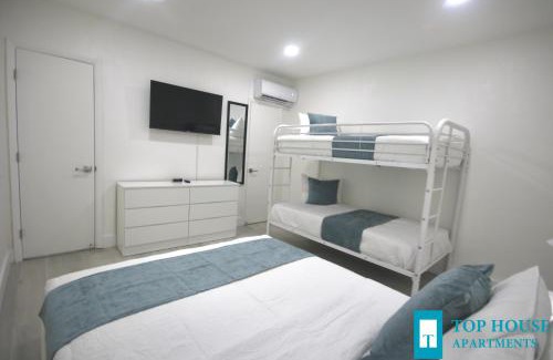 Flagami Apartment | 251 Airport/Top House Apartments