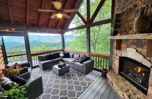 Blue Ridge Cabin | 251 m² Cabin ∙ 4 bedrooms ∙ 13 guests