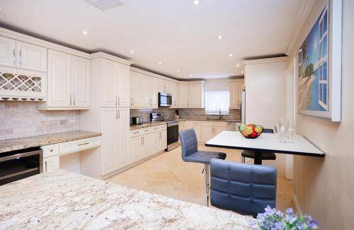 South Lake House | 251 m² House ∙ 5 bedrooms ∙ 10 guests