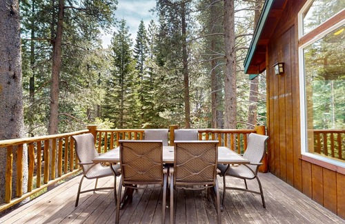 North Upper Truckee House | 254 m² House ∙ 4 bedrooms ∙ 8 guests