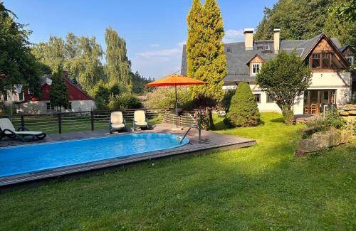 Bily Kostel nad Nisou Villa | 254 m² Villa ∙ 6 bedrooms ∙ 12 guests