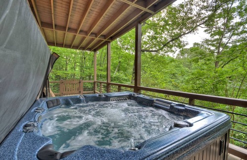 McCaysville Cabin | 255 m² Cabin ∙ 3 bedrooms ∙ 9 guests