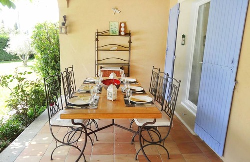 Velleron Villa | 255 m² Villa ∙ 6 bedrooms ∙ 12 guests