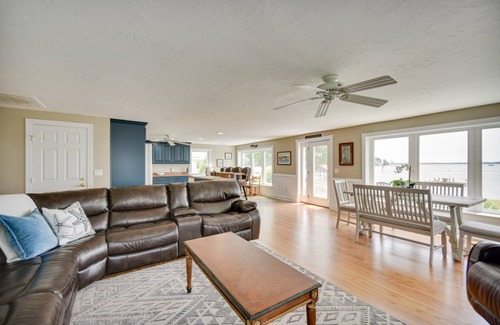 Gloucester Point House | 255 m² House ∙ 4 bedrooms ∙ 10 guests