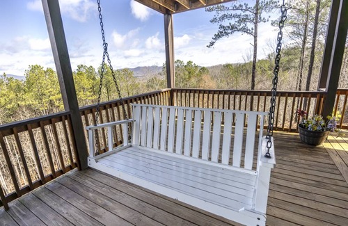 Blairsville Cabin | 256 m² Cabin ∙ 4 bedrooms ∙ 10 guests