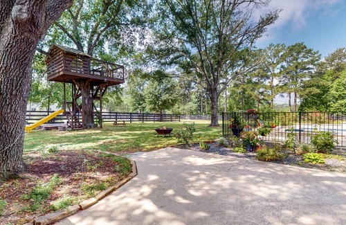 Tomball House | 256 m² House ∙ 3 bedrooms ∙ 10 guests